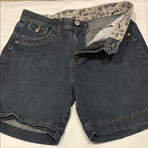 EUC Sz 8 Lee Dark Blue Casual Denim Shorts